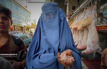 El desgarrador testimonio de mujeres afganas un año después de la llegada de los talibanes