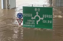 Les pluies diluviennes sont les plus fortes tombée en Corée du Sud depuis 80 ans.