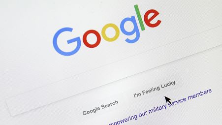 Google was temporarily down on Tuesday night, causing thousands of complaints from users.