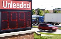 ABD'de TĞFE benzin fiyatlarındaki düşüşün etkisiyle temmuz ayında beklenenden az artış kaydetti