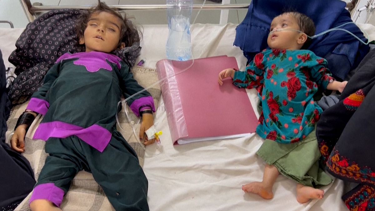 وضعیت وخیم شفاخانه‌ها در افغانستان 