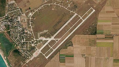 Imagem de satélite da Base aérea de Saki, na Crimeia