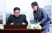 زعيم كوريا الشمالية كيم جونغ أون وشقيقته