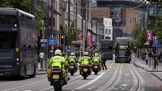 عناصر من الشرطة البريطانية على دراجات نارية في برمنغهام، إنجلترا