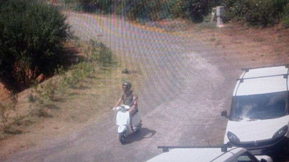 Australian tourist rides moped through Pompeii, leading to arrest - Euronews