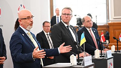El ministros de Defensa de Ucrania junto al ministro de Defensa de Dinamarca