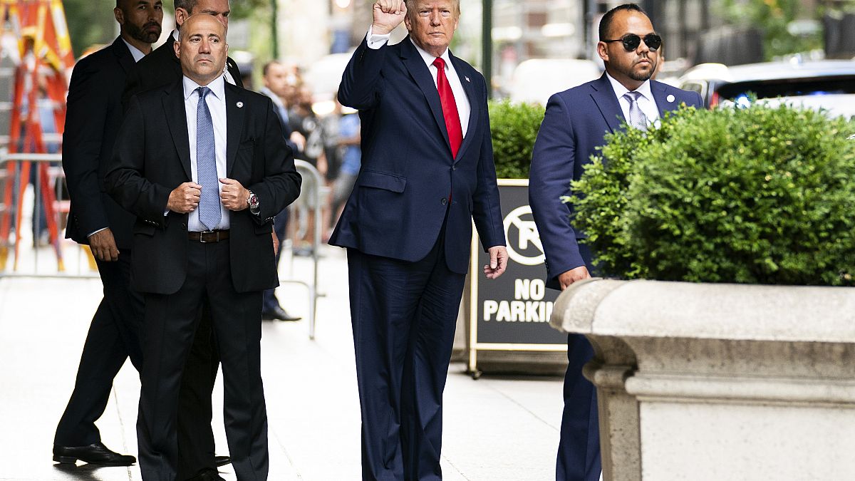 Donald Trump testőreivel