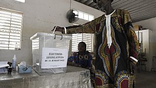 Sénégal : le camp présidentiel obtient la majorité absolue de justesse