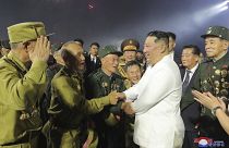 كيم جونغ أون في بيونغ يانغ محتفلاً مع العسكر بالذكرى الـ69 للهدنة مع الجارة الجنوبية