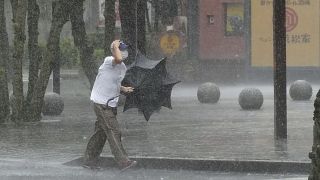 Tempestade tropical no Japão