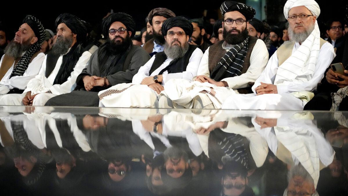 Taliban liderleri nisan ayında grubun kurucusu Molla Muhammed Ömer'i anma törenine katıldı