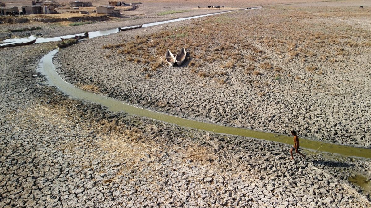 Из-за засухи исчезают озёра по всему Ираку