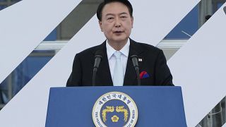 الرئيس الكوري الجنوبي يون سوك يول خلال كلمة في المكتب الرئاسي في سيول، كوريا الجنوبية
