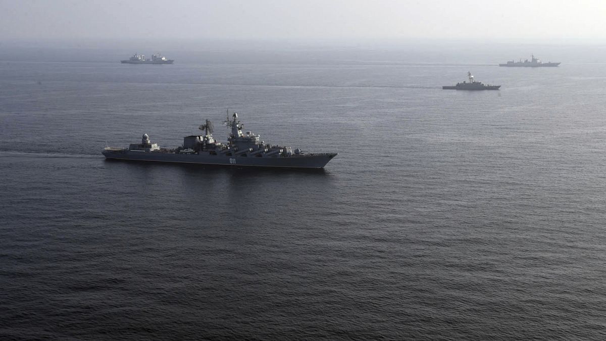 سفن حربية صينية وروسية وإيرانية خلال مناورات مشتركة (أرشيف) 