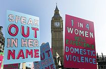 مظاهرة ضد العنف المنزلي بالقرب من ساعة بيغ بن في لندن، بريطانيا، الثلاثاء 5 مارس 2013
