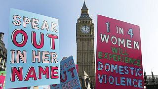 مظاهرة ضد العنف المنزلي بالقرب من ساعة بيغ بن في لندن، بريطانيا، الثلاثاء 5 مارس 2013
