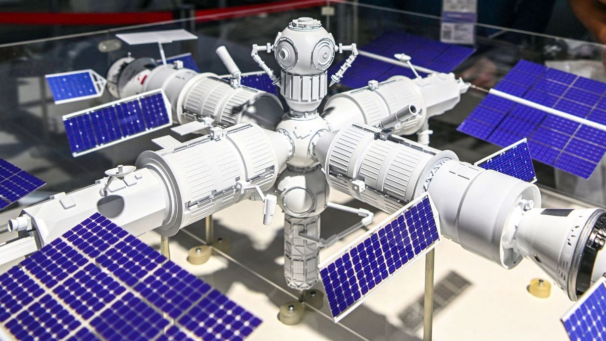 ماکت ایستگاه فضایی روسیه 