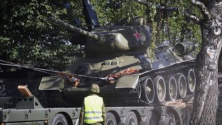 Als erstes Sowjet-Relikt musste der T-34 in Narva dran glauben