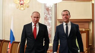 Dmitri Medwedew und Wladimir Putin (Aufnahme vom 15. Januar 2020)