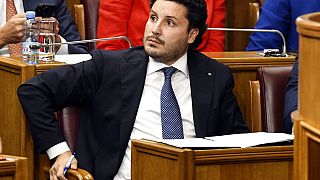 Dritan Abazovic kormánya elbukta a bizalmi szavazást a parlamentben