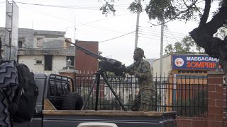 Военное оцепление у гостиницы "Хайят" в Могадишо 20 августа 2022