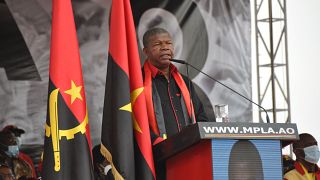 Elections in Angola: the ruling MPLA party holds its last rally