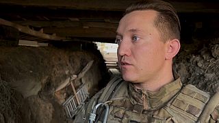 Ukrainischer Soldat Artem im Schützengraben bei Mikolajiw