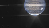 Eine der neuen Aufnahmen des James-Webb-Teleskops vom Jupiter.