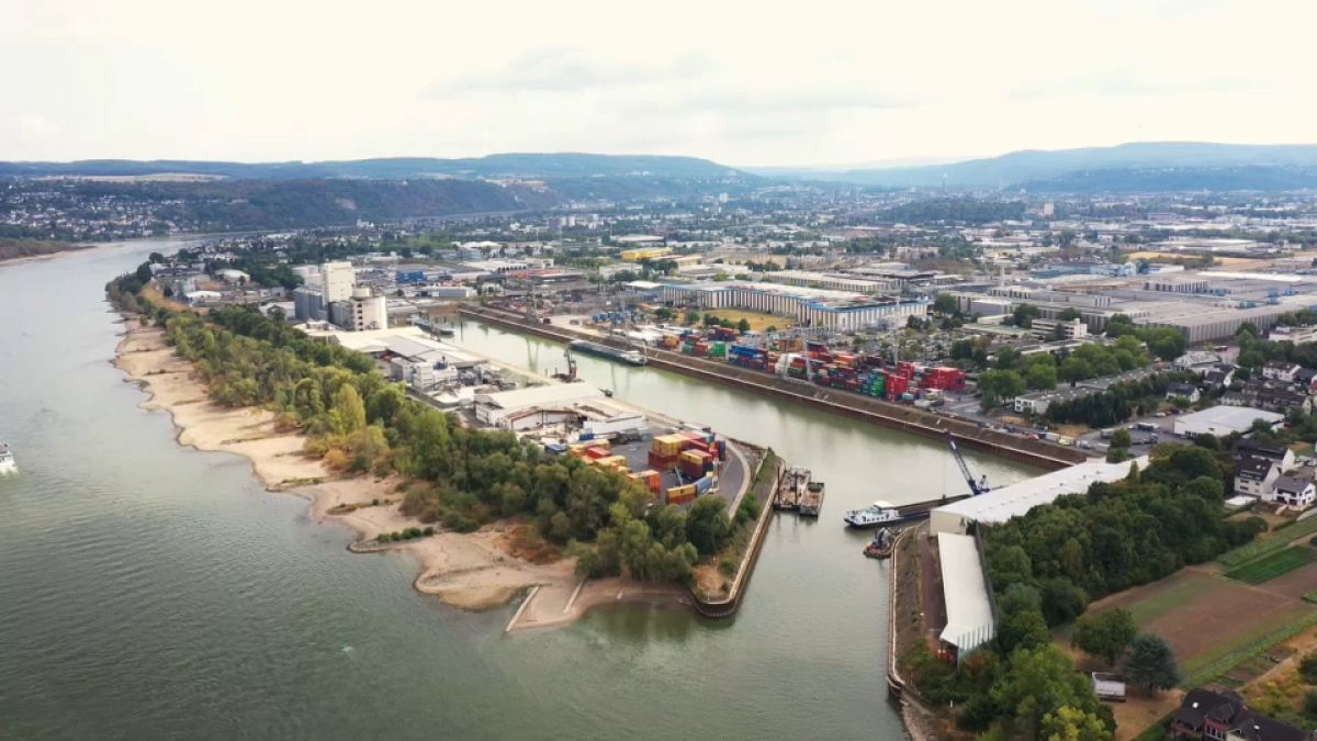Hottest ever August: As temperatures soar, the Rhine level plummets ...