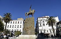 Statue à l'effigie de l'émir Abdelkader, figure historique algérienne, à Alger - photo du 28/01/2021