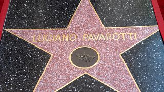Luciano Pavarotti recibió un homenaje, con una estrella en el Paseo de la Fama de Hollywood