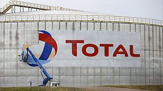 Fransız petrol devi Total'in, Ukrayna'yı bombalayan jetlere yakıt sağladığı iddia edildi