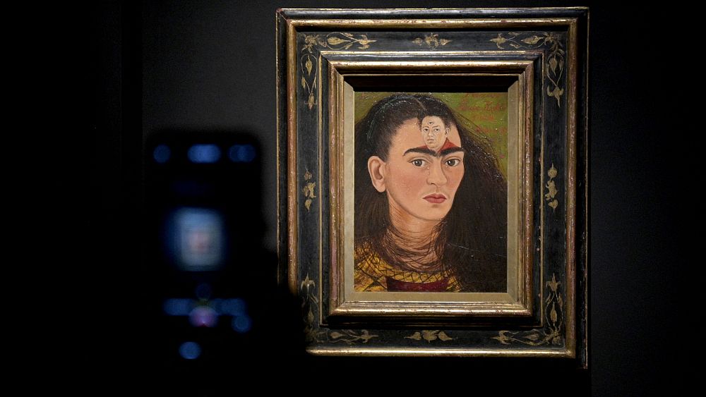 Record-breaking Frida Kahlo work goes on show - TrendRadars