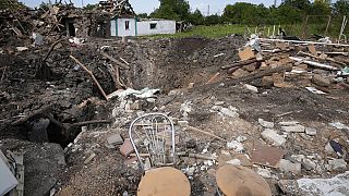 Des maisons détruites après une attaque russe dans le village de Tchapliné, en Ukraine, jeudi 25 août 2022. 