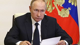 Putin, Rus ordusunu genişleten kararnameye imza attı