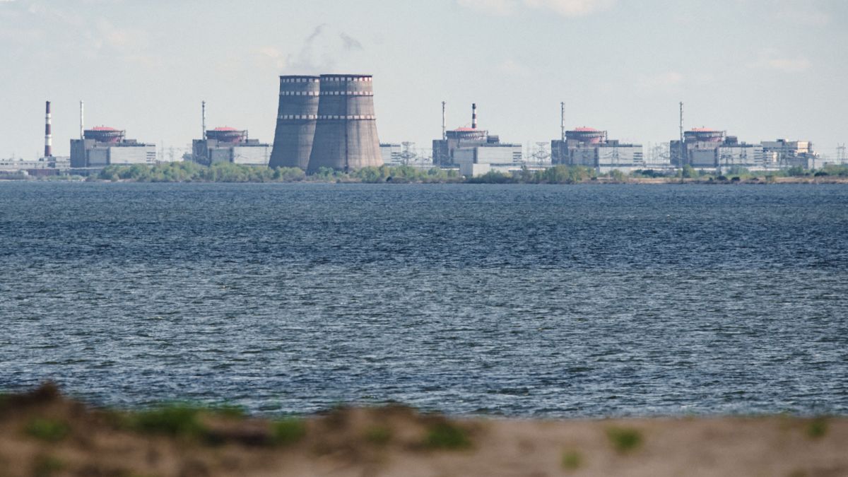 A zaporizzsjai atomerőmű távolról