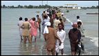Floods in Pakistan cause many to evacuate