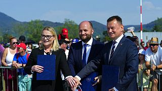 Los ministros de Defensa de Polonia, República Checa y Eslovaquia tras la firma del acuerdo