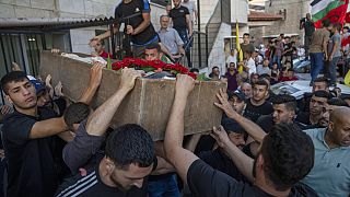 Похороны палестинки Май Афанех, застреленной израильскими военными на Западном берегу Иордана. 23 августа 2022.