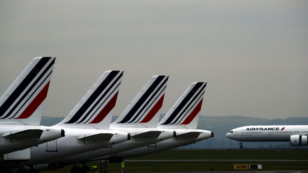 Vérification des faits : L’interdiction française des vols intérieurs fera-t-elle une énorme différence en matière d’émissions de carbone ?