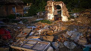 Casa destruída por um bombardeamento russo em Chernihiv