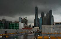 هطول أمطار على دبي
