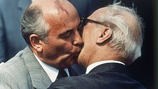 Michail Gorbatschow mit Erich Honecker