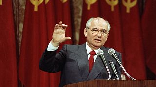  Soviet President Mikhail Gorbachev addresses a group of 150 business executives in San Francisco in June 1990