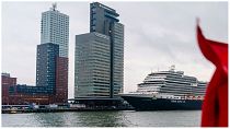 سفينة سياحية في ميناء أمستردام - أرشيف