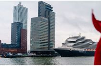 سفينة سياحية في ميناء أمستردام - أرشيف