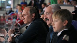 لوکاشنکو و پوتین تماشاگر بازی هاکی روی یخ 