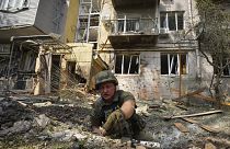 Ukrán katona a kelet-ukrajnai Harkivban