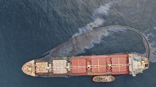 التسرب النفطي جاء بعد جنوح سفينة الشحن  قبالة ساحل جبل طارق