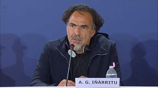 Ο σκηνοθέτης Αλεχάντρο Γκονζάλες Ινιάριτου στη συνέντευξη τύπου που πραγματοποιήθηκε στο πλαίσιο του Φεστιβάλ της Βενετίας